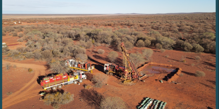 Rumble Resources Discovers High Grade Tungsten